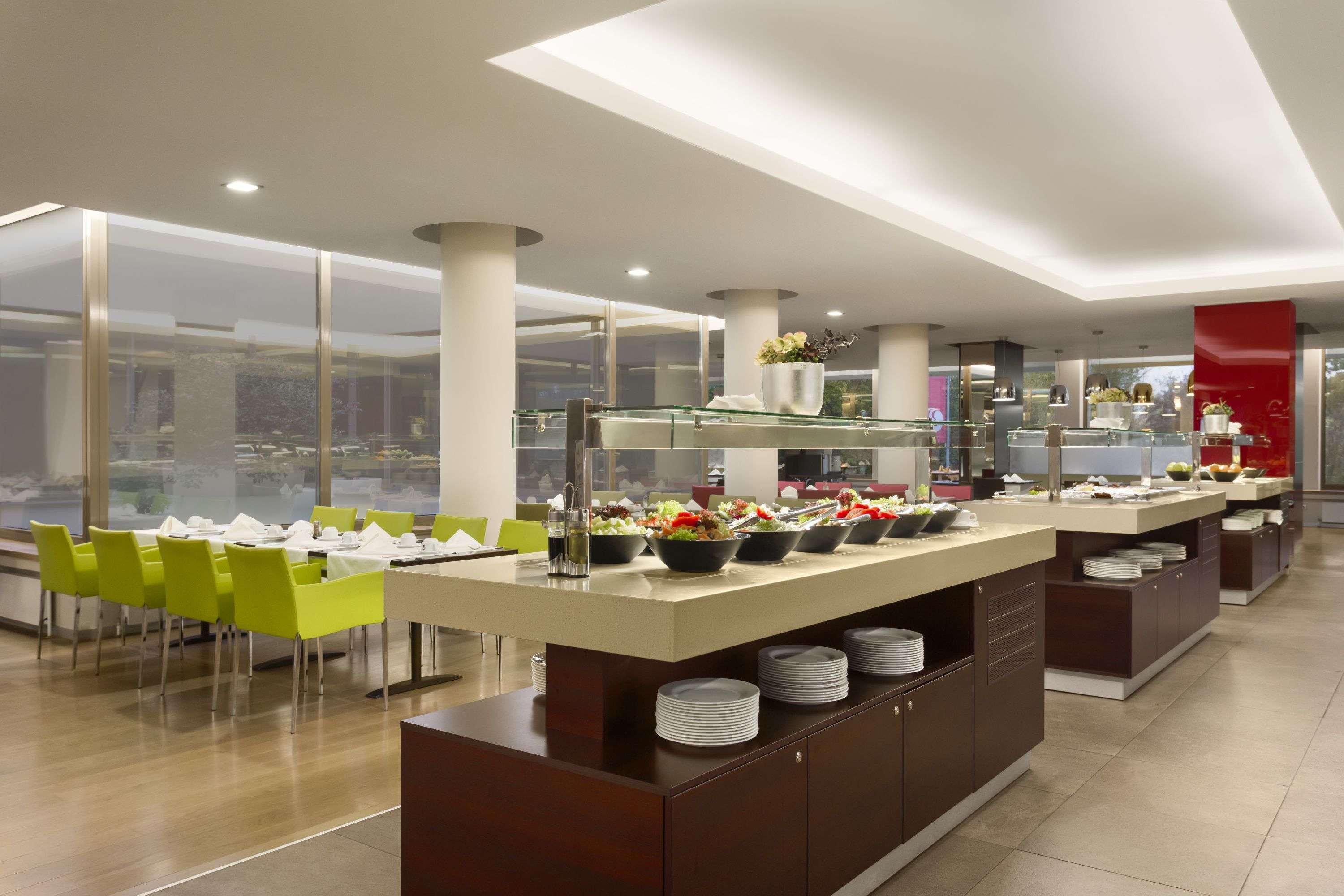 Hotel Ramada Plaza By Wyndham Convention Center Bucarest