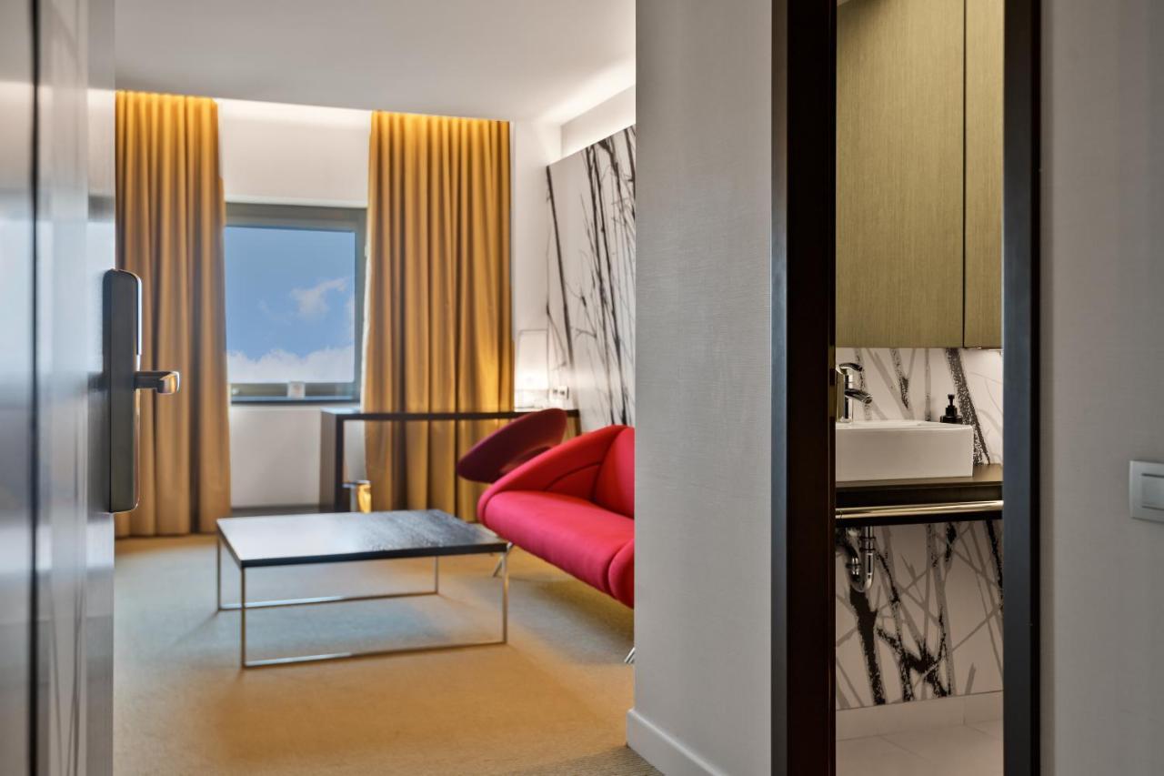 Hotel Ramada Plaza By Wyndham Convention Center